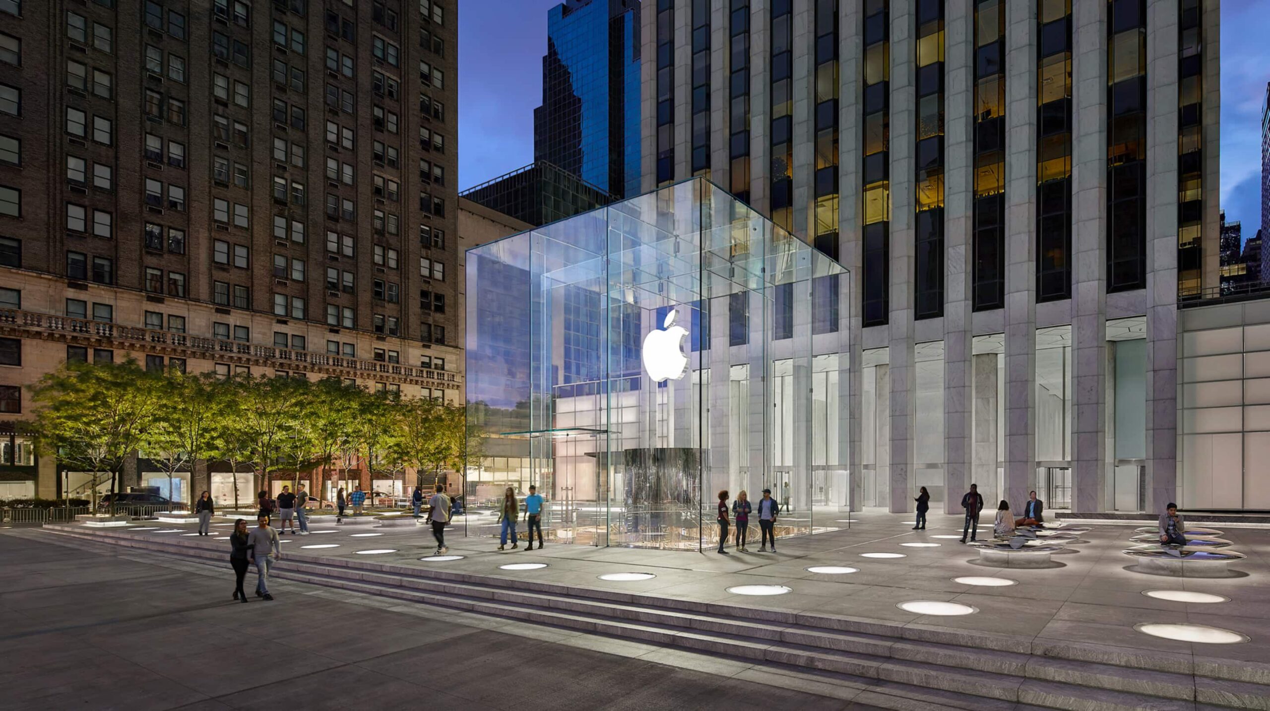 Κεντρική εικόνα Apple Fifth Avenue